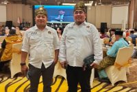 Ketua PWI Bekasi Raya, Ade Muksin, SH, didampingi Sekretaris PWI Bekasi Raya Michael LL Lengkong