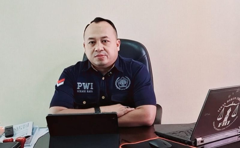 Ketua PWI Bekasi Raya, Ade Muksin, S.H.