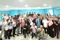 pengurus Jawa Barat, juga hadir penasehat dan 20 ketua PWI Kab/kota bersama sekretaris dan bendahara. Sedangkan ketua kabupaten/kota yang berhalangan hadir menyatakan turut mendukung keputusan rapat koordinasi (rakor)