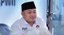 Ade Muksin, S.H