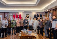 Panitia Kongres Persatuan PWI audiensi ke Menkum, Supratman Andi Agtas di Kantor Kemenkum Jakarta, Rabu (02/07/2025). (Foto: Dok PWI)