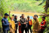  Kiswatiningsih  DLH Kota Bekasi berkolaborasi dengan Komunitas Peduli Sungai Cileungsi Cikeas (KP2C)