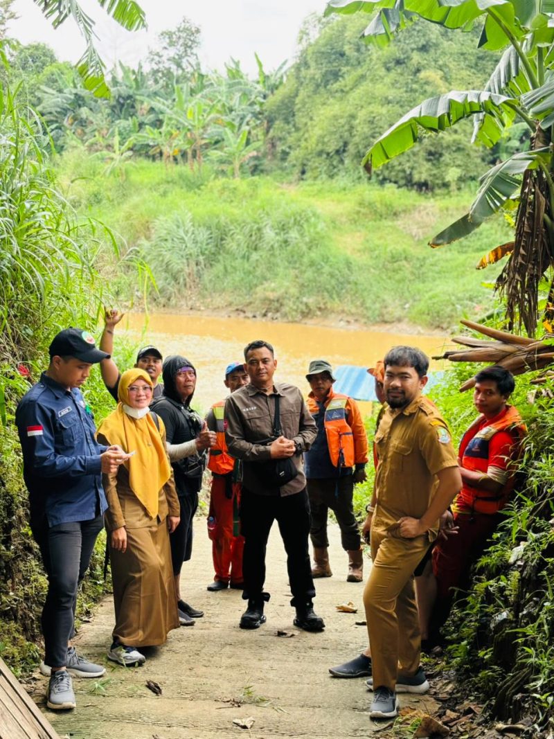  Kiswatiningsih  DLH Kota Bekasi berkolaborasi dengan Komunitas Peduli Sungai Cileungsi Cikeas (KP2C)