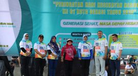 Peringatan Hari Kesehatan Nasional (HKN) ke-61 diselenggarakan di Plaza Patriot Candrabhaga, Wali Kota Bekasi 