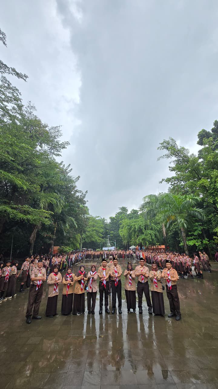 Peserta Festival Pramuka Keren 2025 merupakan Pramuka Penggalang tingkat SMP/MTs se-Kota Bekasi