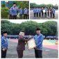 Penyerahan penghargaan Wali Kota Bekasi kepada Kejaksaan Negeri Kota Bekasi atas Bantuan Hukum Non Litigasi dan Pendampingan Hukum dalam Bidang Perdata dan Tata Usaha Negara Tahun 2025 terhadap Badan Pendapatan Daerah Kota Bekasi.