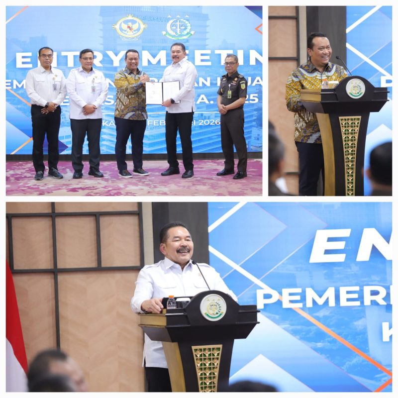 Jaksa Agung RI ST Burhanuddin secara resmi membuka Entry Meeting Pemeriksaan Laporan Keuangan Kejaksaan RI Tahun Anggaran 2025 bersama Badan Pemeriksa Keuangan (BPK) RI. 