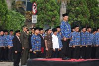 Upacara dipimpin langsung oleh Pelaksana Harian (Plh) Wali Kota Bekasi, Abdul Harris Bobihoe, dan dihadiri unsur Forum Koordinasi Pimpinan Daerah (Forkopimda), aparatur sipil negara, serta jajaran Pemerintah Kota Bekasi.